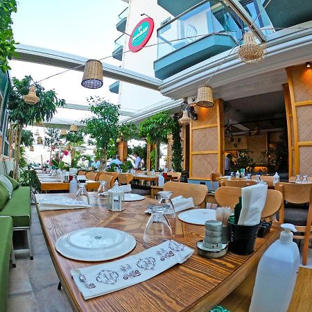 Yeshill Boutique Hotel 말마리스 외부 사진