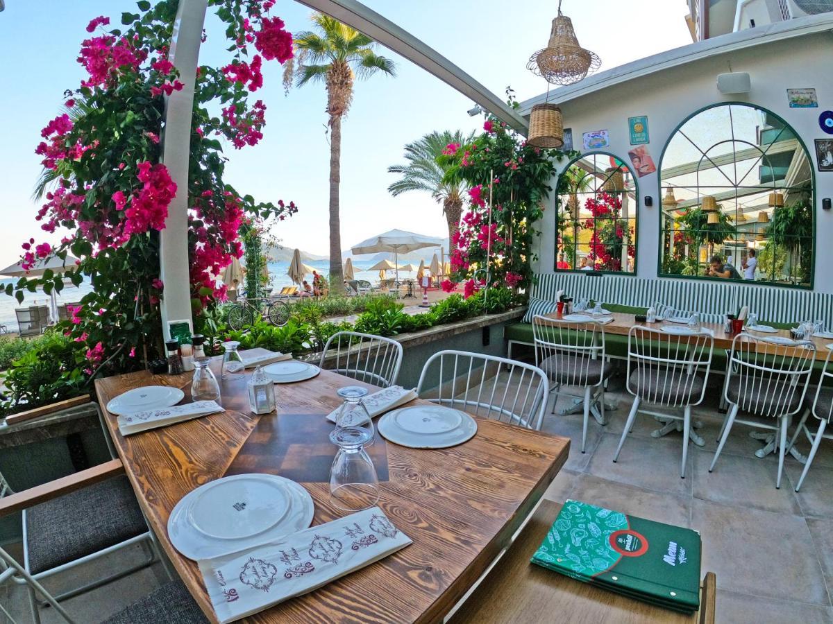 Yeshill Boutique Hotel 말마리스 외부 사진